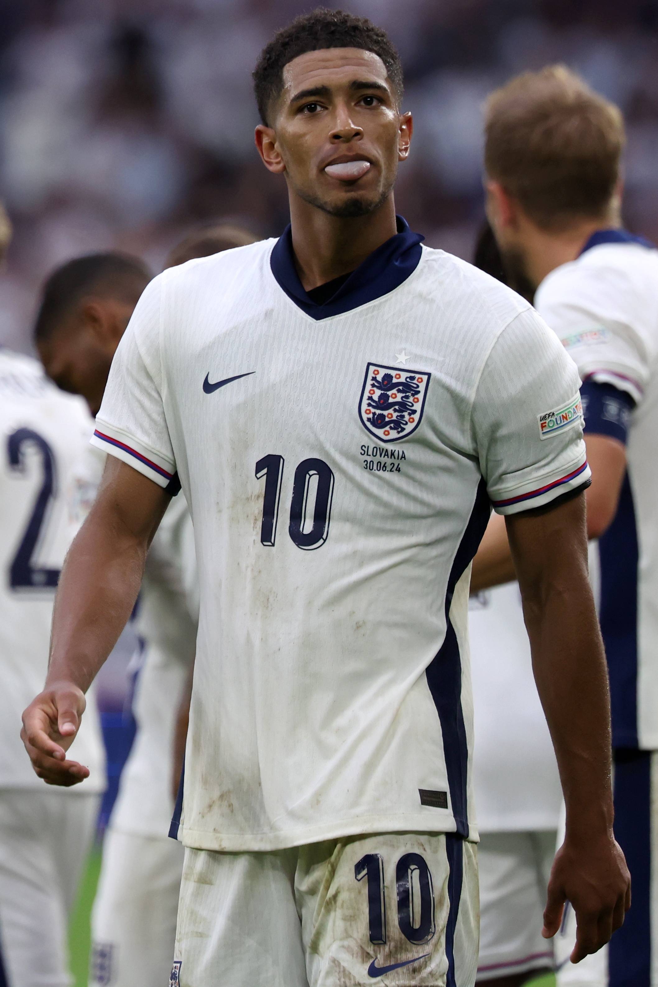 英格兰轻松过关，赢得欧锦赛比赛权