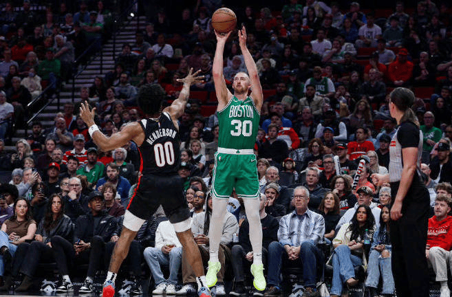 黄蜂主场取胜凯尔特人，凯兰组织出色