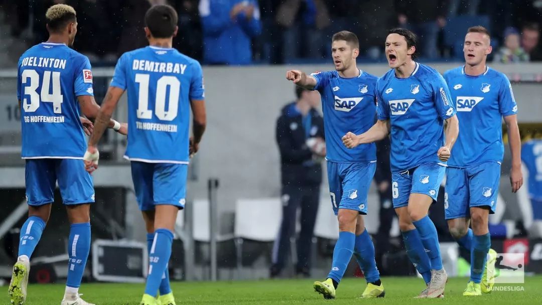 包含霍芬海姆遭遇失利，积分榜上逐渐下滑的词条