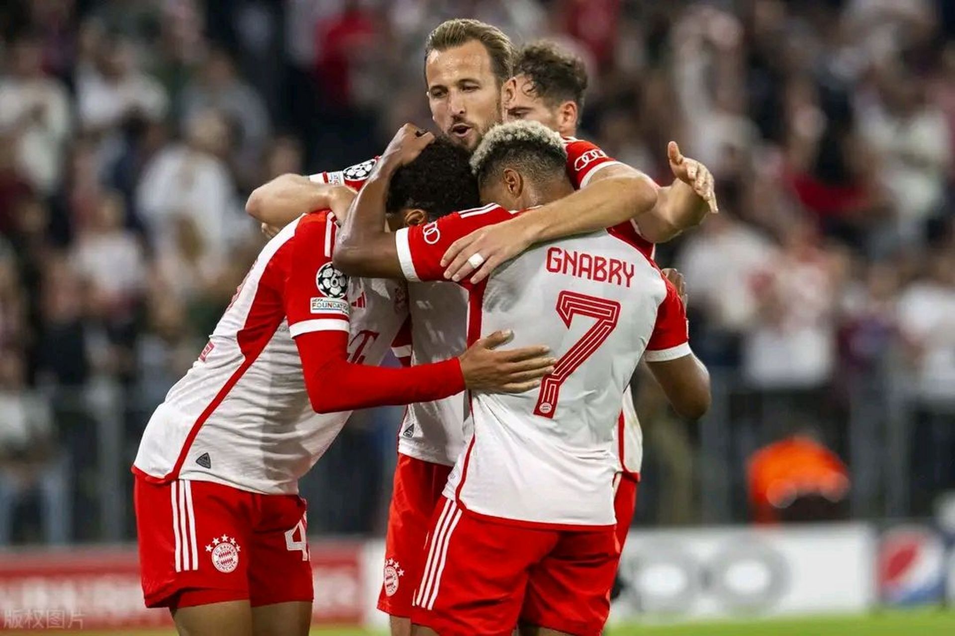 拜仁慕尼黑vs曼联：谁能笑到最后？