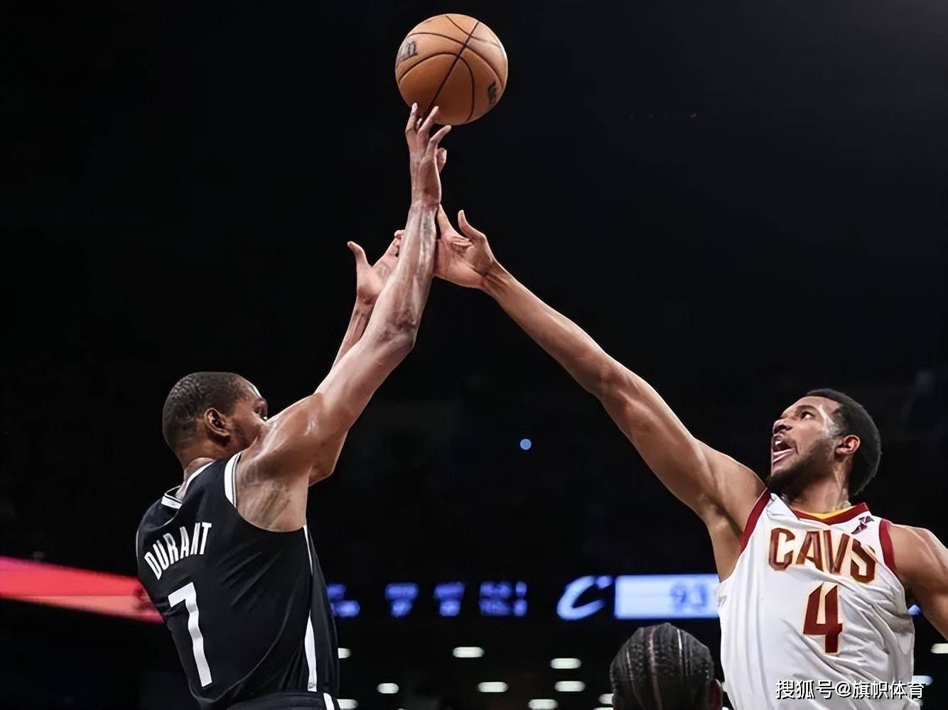 包含勇士队防守稳健，让对手束手无策的词条